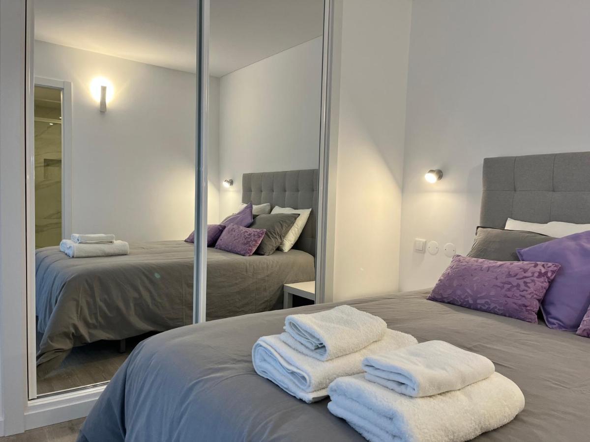 Axenic Retreat - Panoramic Ocean View, Sleeps 4, Ensuite Bathroom, New Redesign เซซิมบรา ภายนอก รูปภาพ