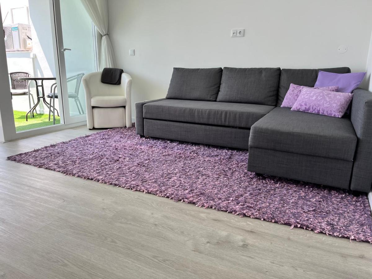 Axenic Retreat - Panoramic Ocean View, Sleeps 4, Ensuite Bathroom, New Redesign เซซิมบรา ภายนอก รูปภาพ